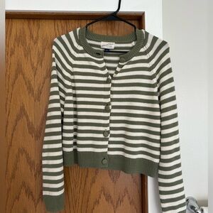 Universal Thread Cardigan Olive and Ivory